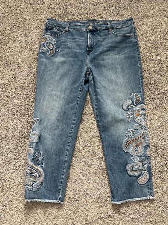 Chico's Denim - Chico's Women’s Embroidered Blue Slimming Girlfriend Slim Leg Ankle Jeans Sz 18R